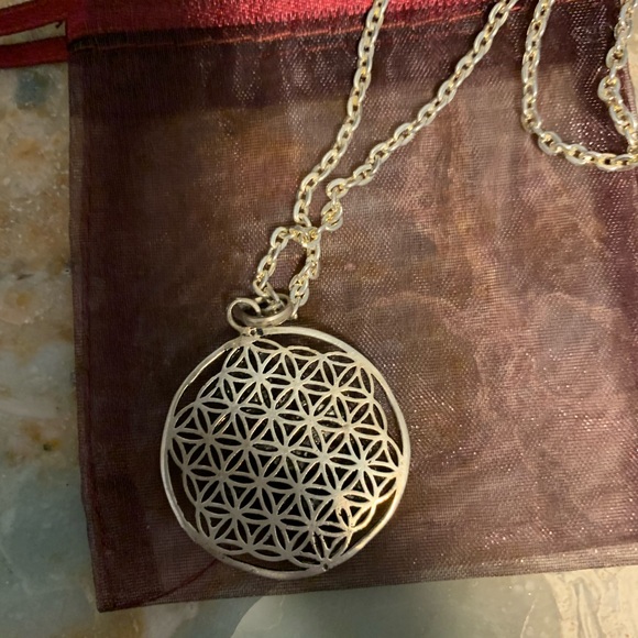 NEW! OHM Silver Obsidian Healing Stone Necklace - Picture 3 of 4